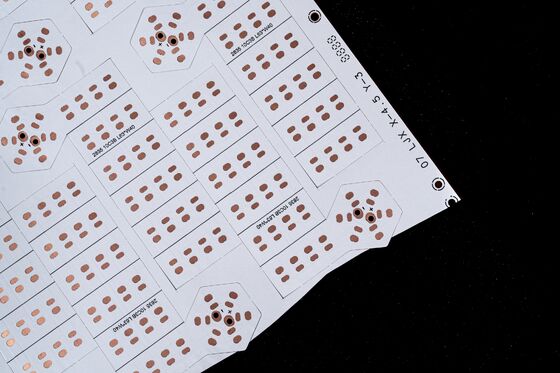 PCB flexible de doble capa con perlas LED de 5050RGB y antioxidante OSP para tiras LED