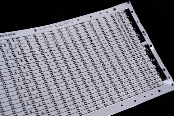 Placa de circuito flexible multicapa Chip on FPC para instrumentos electrónicos y tiras de LED coloridas